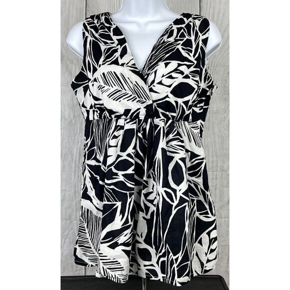 a.n.a. Womens Small Sleeveless Black White Leaf Print Top Surplice Neck - Picture 1 of 9